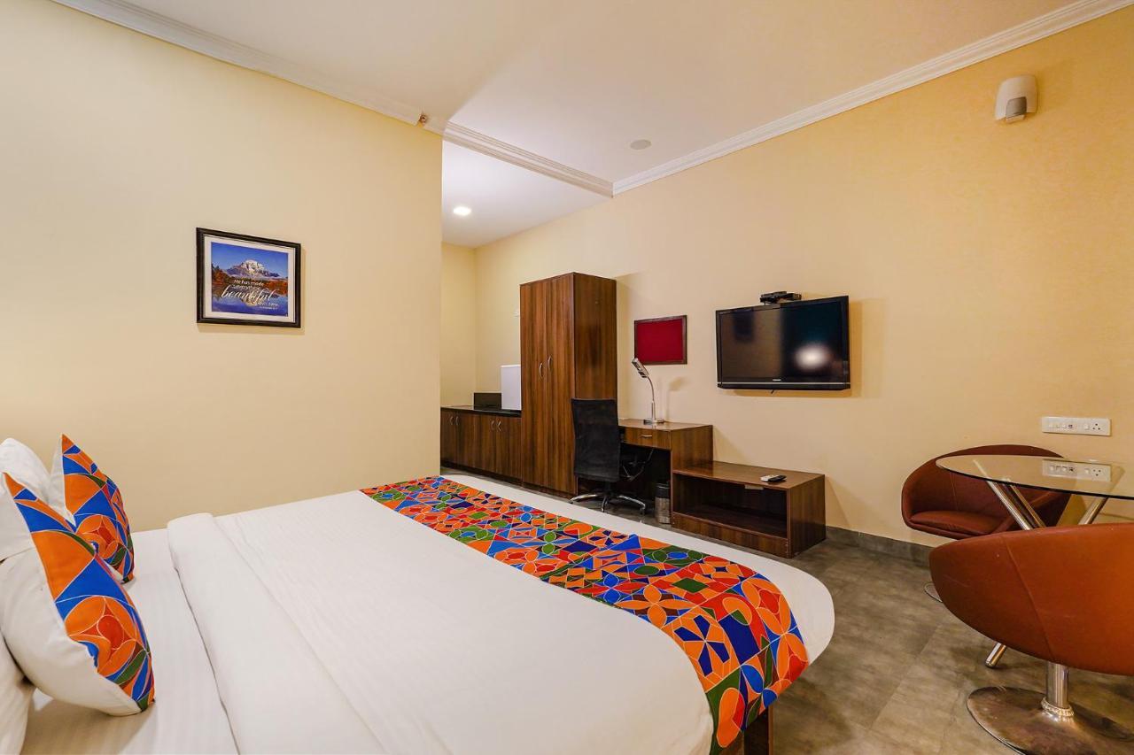 Fabhotel Chris - Nr Vydehi Hospital Bangalore Exterior photo